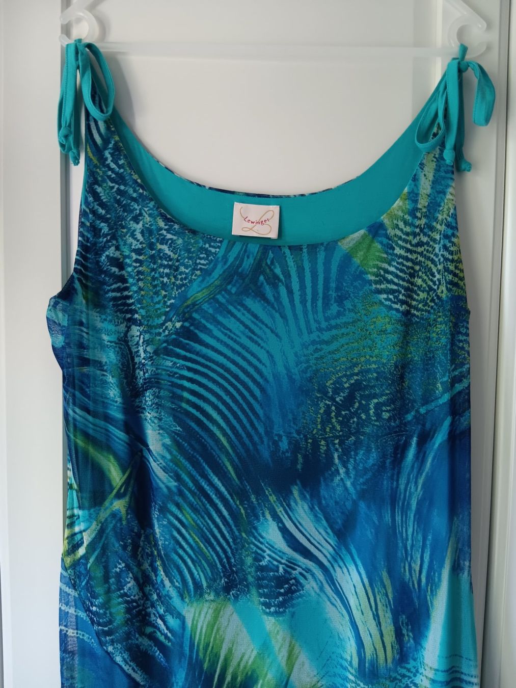 Kleider: LEWINGER Robe / Kleid taille / Grosse 38/40 (3) – Gebraucht aus Cossonay-ville von Super-Price-Quality 1