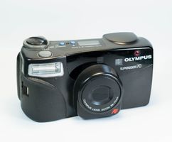 Olympus Superzoom 70 Kleinbild-Kompaktkamera – DEFEKT