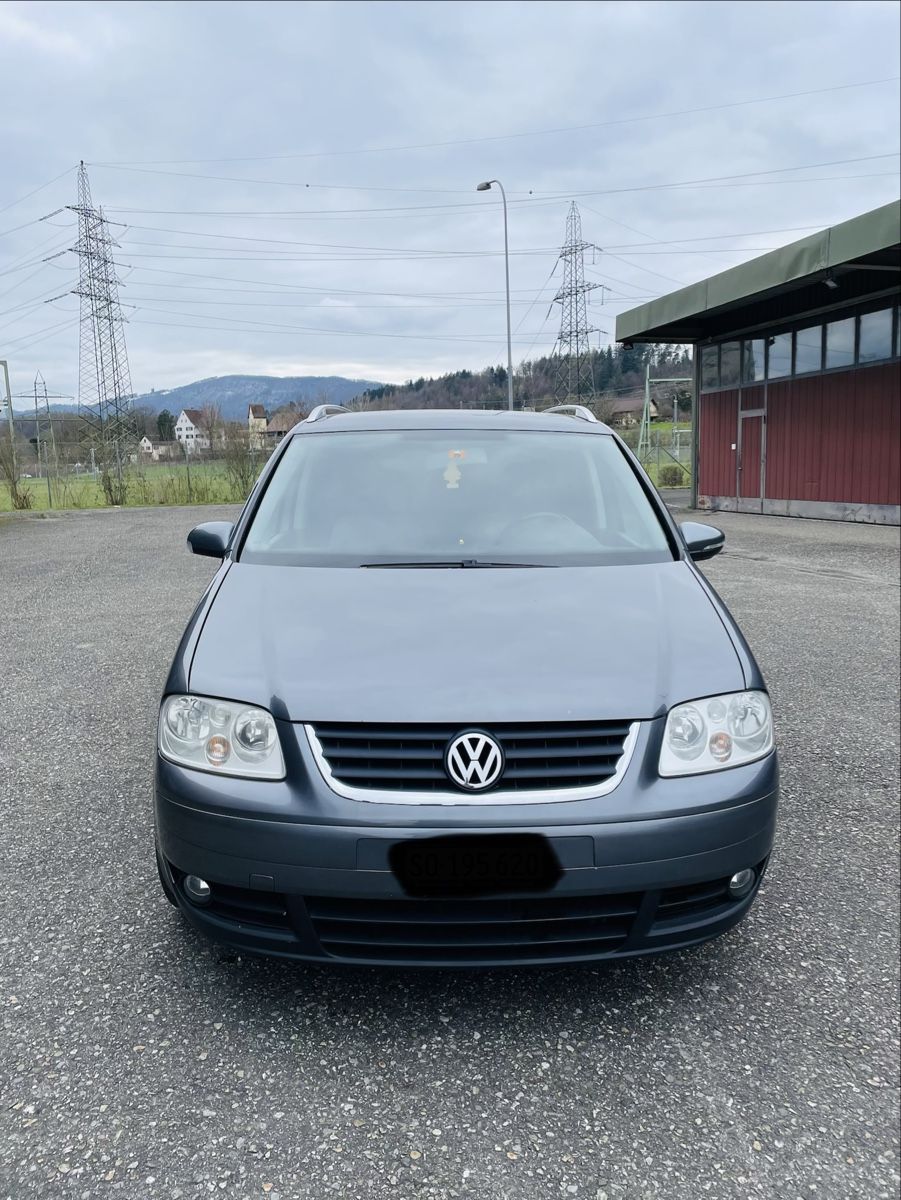 VW Automobili: VW Touran 1,9 TDI – Usato da Niedergösgen venduto da misterio02 1