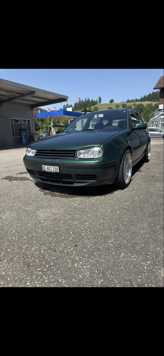 VW Automobili: VW Golf IV Variant – Usato da Langnau i. E. venduto da gal_bx2v