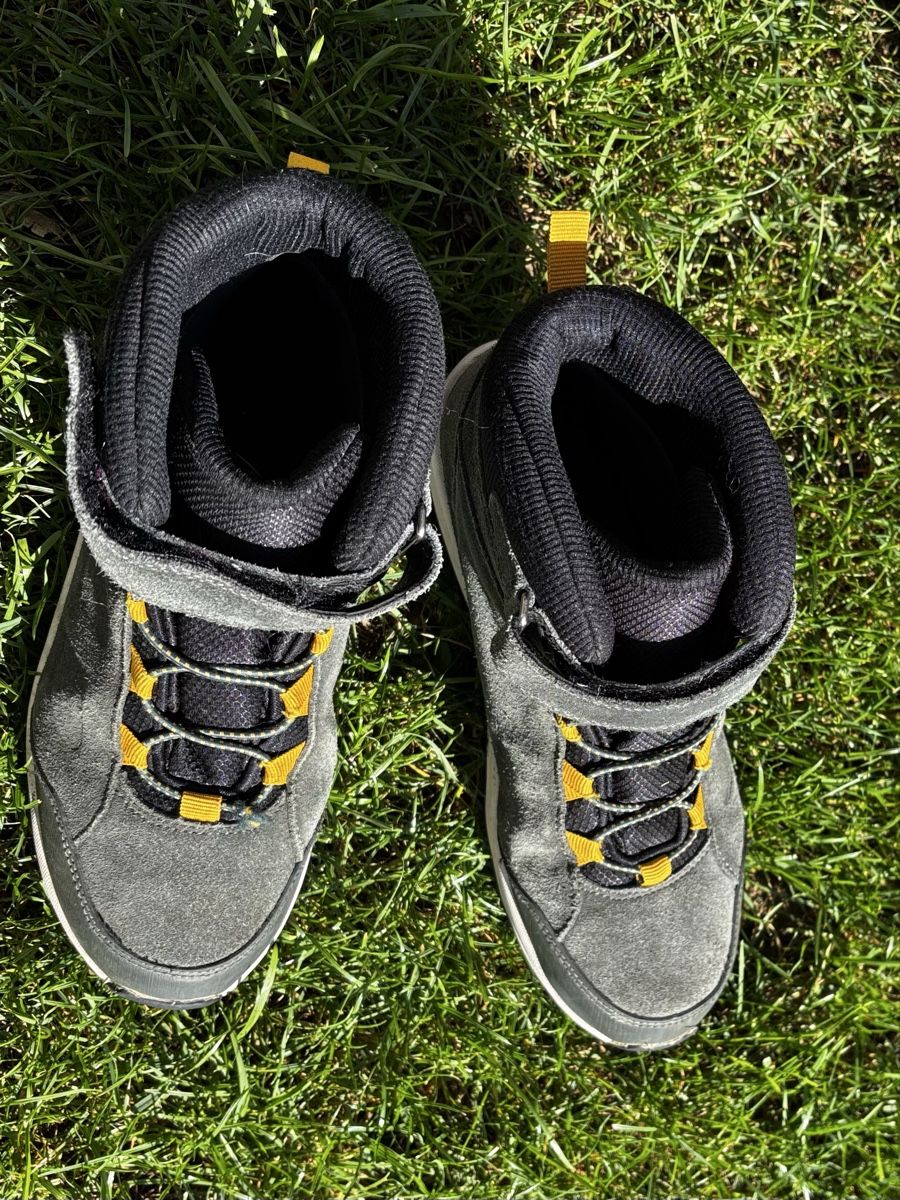 Jack Wolfskin Scarpe per ragazzi: Jack Wolfskin Winterschuhe Grösse 38 – Usato da Winterthur venduto da strawberry14 1