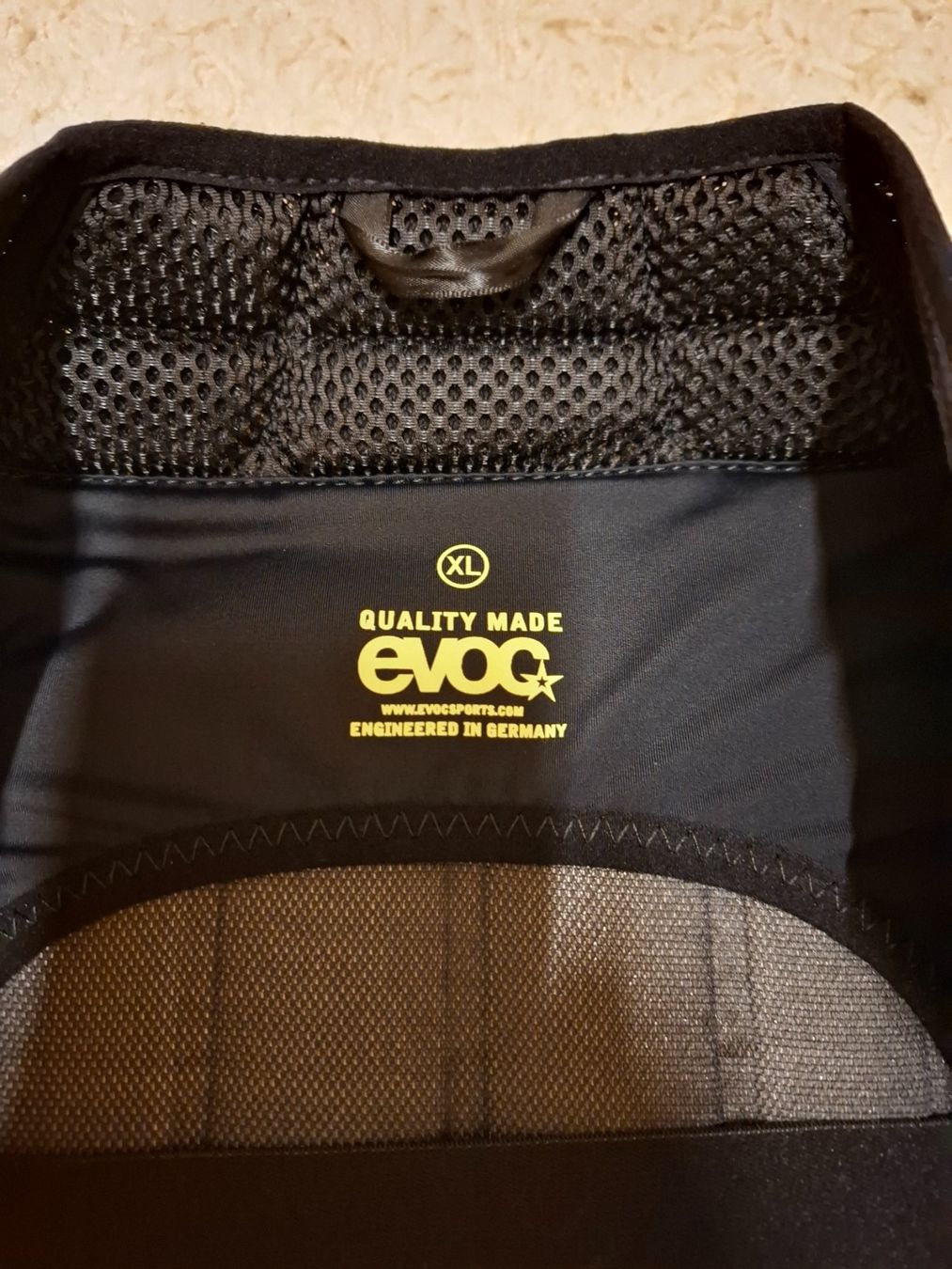Evoc Protections: EVOC Protector Jacket – D'occasion à Schöftland par Eichboy 3