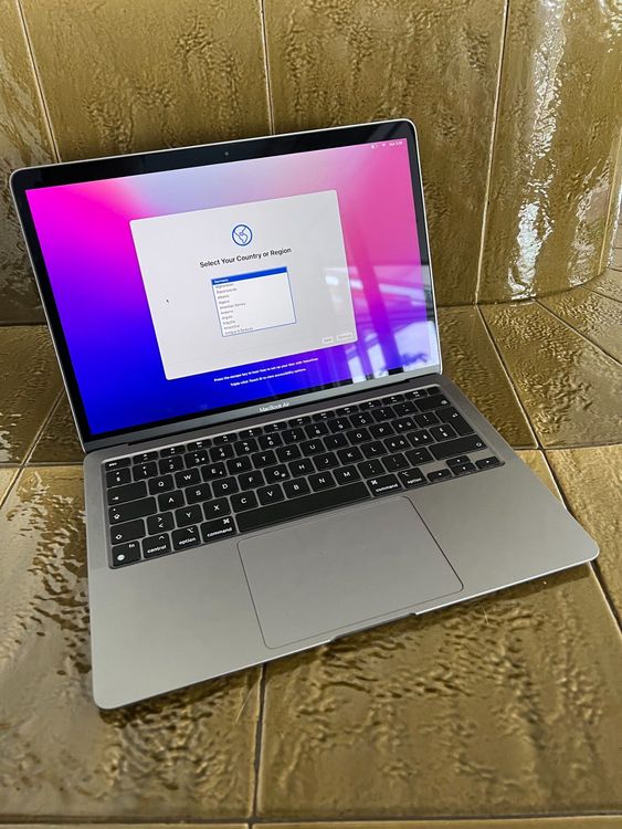 MacBook Air 13 M1 8CGPU 8GB 512GB SSD | Kaufen auf Ricardo