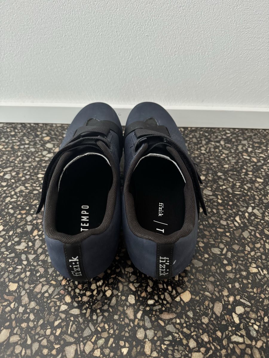 Fizik Herrenschuhe: Fizik cycling clipless shoes size 44.5 – Gebraucht aus Zürich von gva_r9gs 1