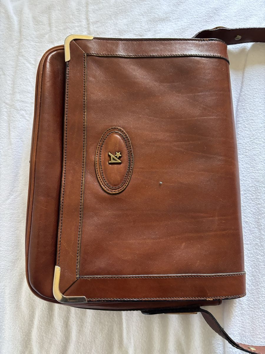Aigner Borse da donna: Vintage Ledertasche von Aigner – Usato da Bern venduto da Himmelsherold 1