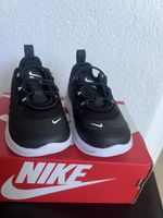 Nike Air Max Axis TD Gr. 21 (5c) schwarz weiss