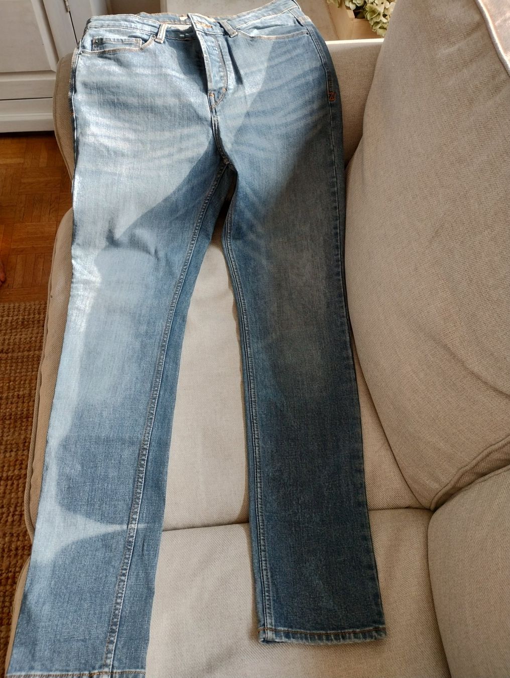 Zadig & Voltaire Jeans: ZADIG & VOLTAIRE – Nuovo e nell'imballaggio originale da Massagno venduto da cor_8nxp 8