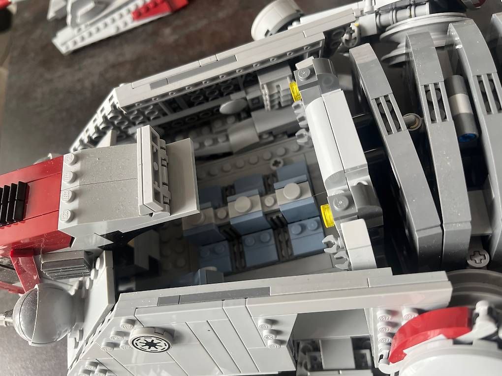Lego Kit di costruzioni: Lego Star Wars AT-TE  moc BrickVault – Usato da Kappel SO venduto da Julianjupe 2