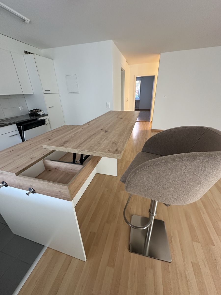 Tabourets: Barhocker mit Fussring grau 2 Stk, beige – D'occasion à Zug par S6403 1