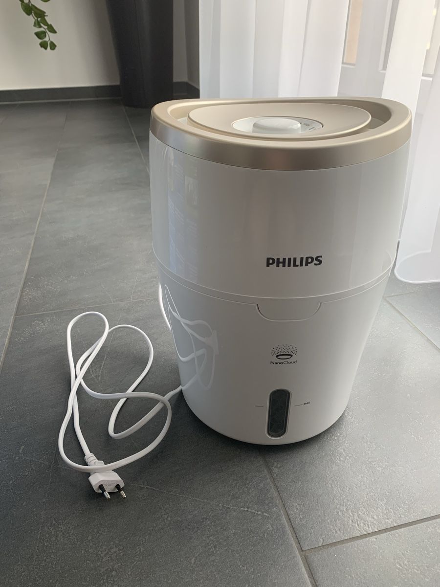 Philips Luftbefeuchter: Philips Air Humidifier Luftbefeuchter Serie 2000 – Gebraucht aus Wil SG von Sissi..79.. 1