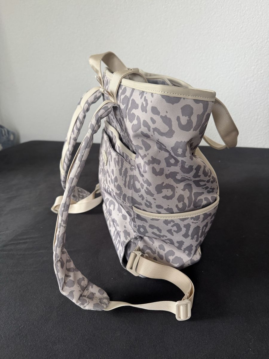 Kapten & Son Zaini: Kapten & Son Rucksack Leo Print – Usato da Thal venduto da MissPalomitas 1