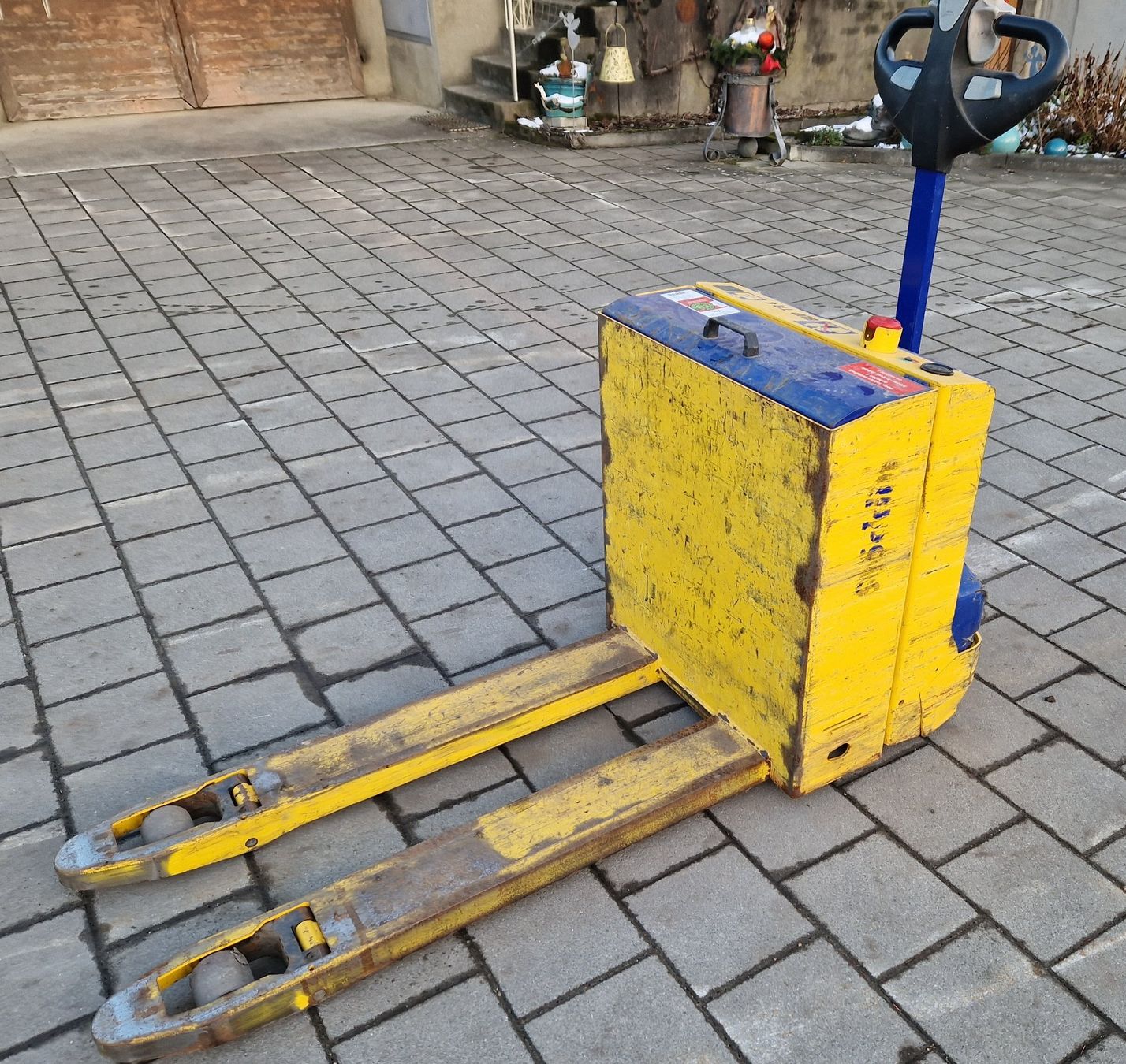 Stöcklin Carrelli elevatori e a forche: Stapler, Hubwagen Stöcklin – Usato da Gampelen venduto da Schmidi887 1