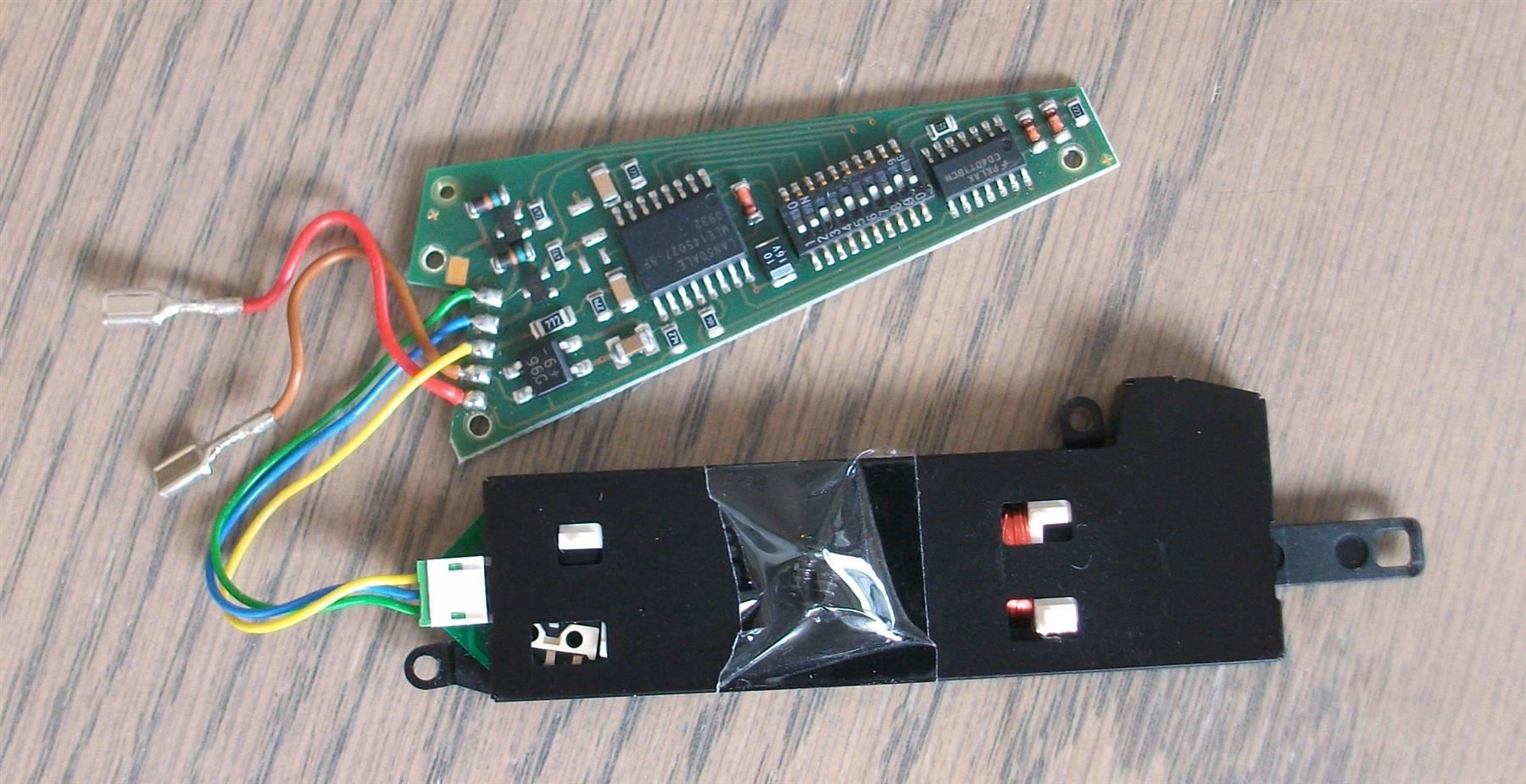 Märklin Modellini di ferrovie: C-Gleis, Weichen-Antrieb + Decoder, 74490 + 74460 – Usato da St. Moritz venduto da Manu7500