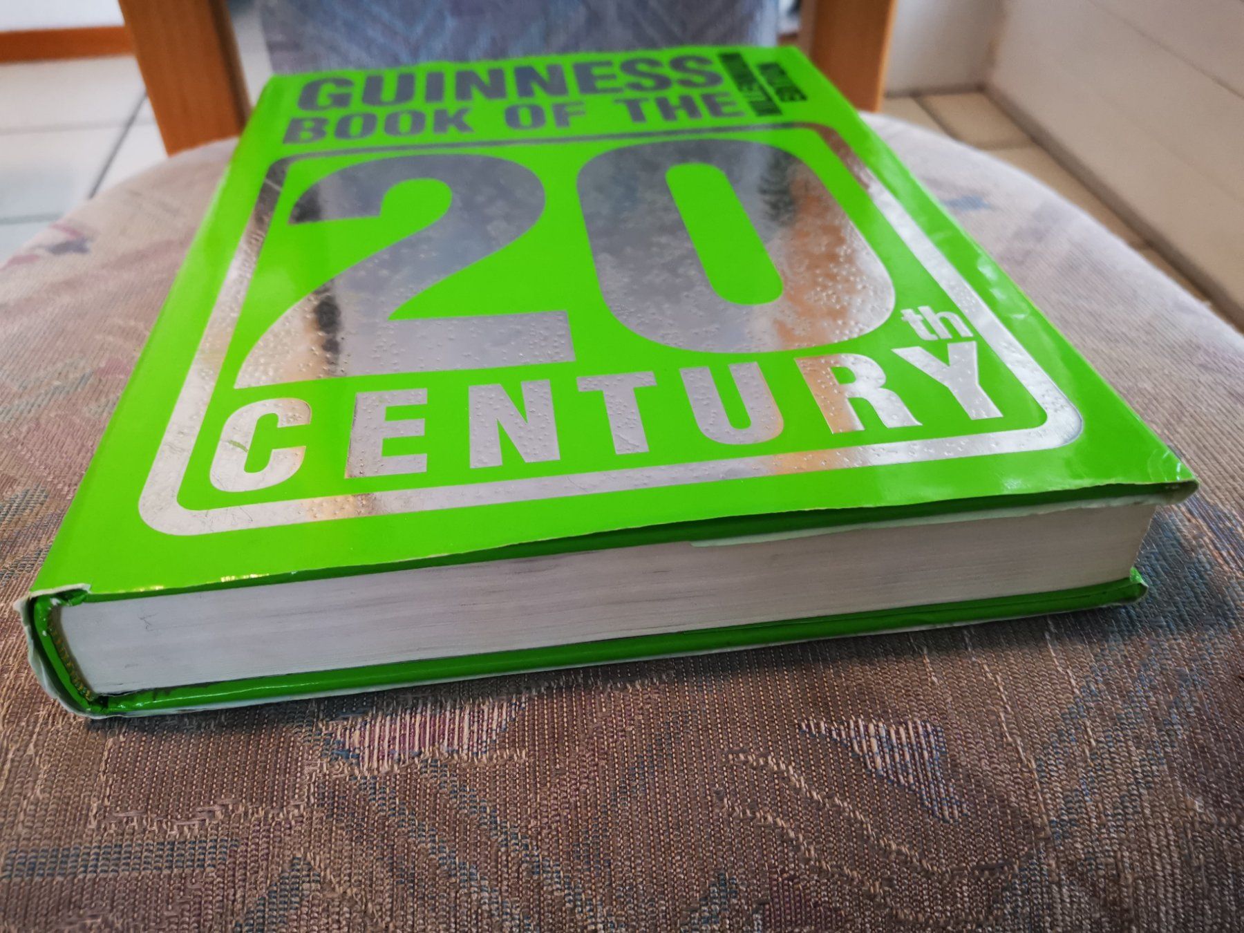 Libri: Livre Guinness du 20e siècle - Edition Millenium! – Usato da Courtepin venduto da Fin_dj7p 3