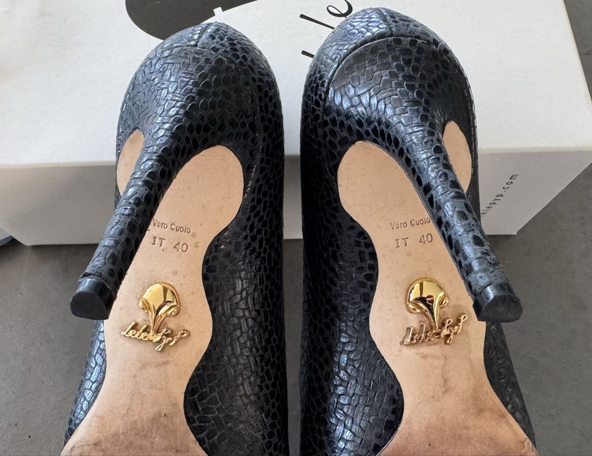 Scarpe da donna: Lele Pap Pumps Leder Gr. 40 Schwarz – Nuovo (secondo la descrizione) da Oberrieden venduto da Bergsteiger67 3