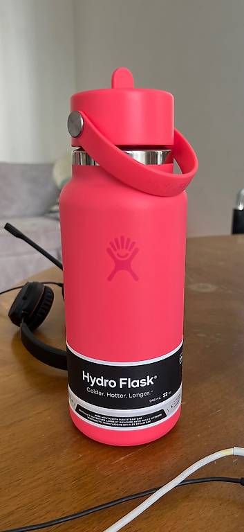 Borracce & Thermos: Hydro flask neu, originalverpackt – Nuovo e nell'imballaggio originale da Zürich venduto da Nicolesilvester