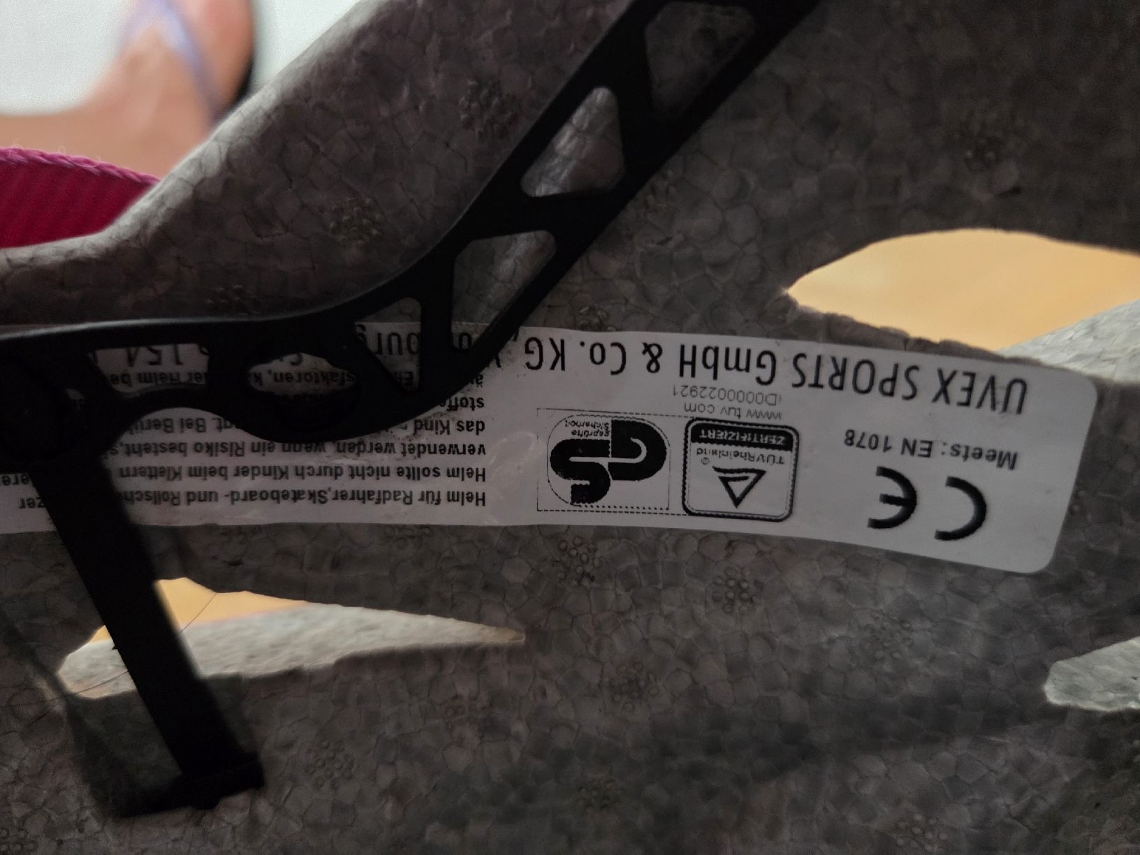 Uvex Helme: UVEX Velohelm 52-57 cm – Gebraucht aus Aarau von crissta 7