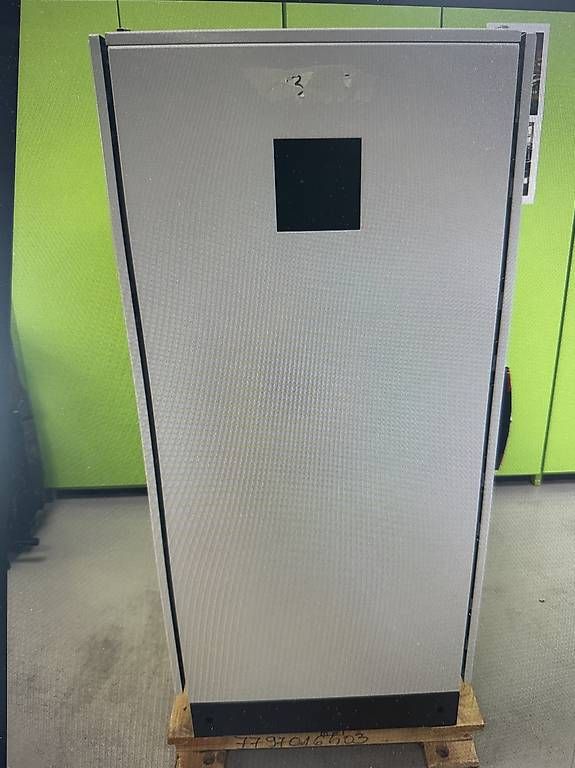 Racks & Cavalletti: Rack- Netzwerkschrank nVent Neu  – Usato da Niederweningen venduto da gandalf09 3