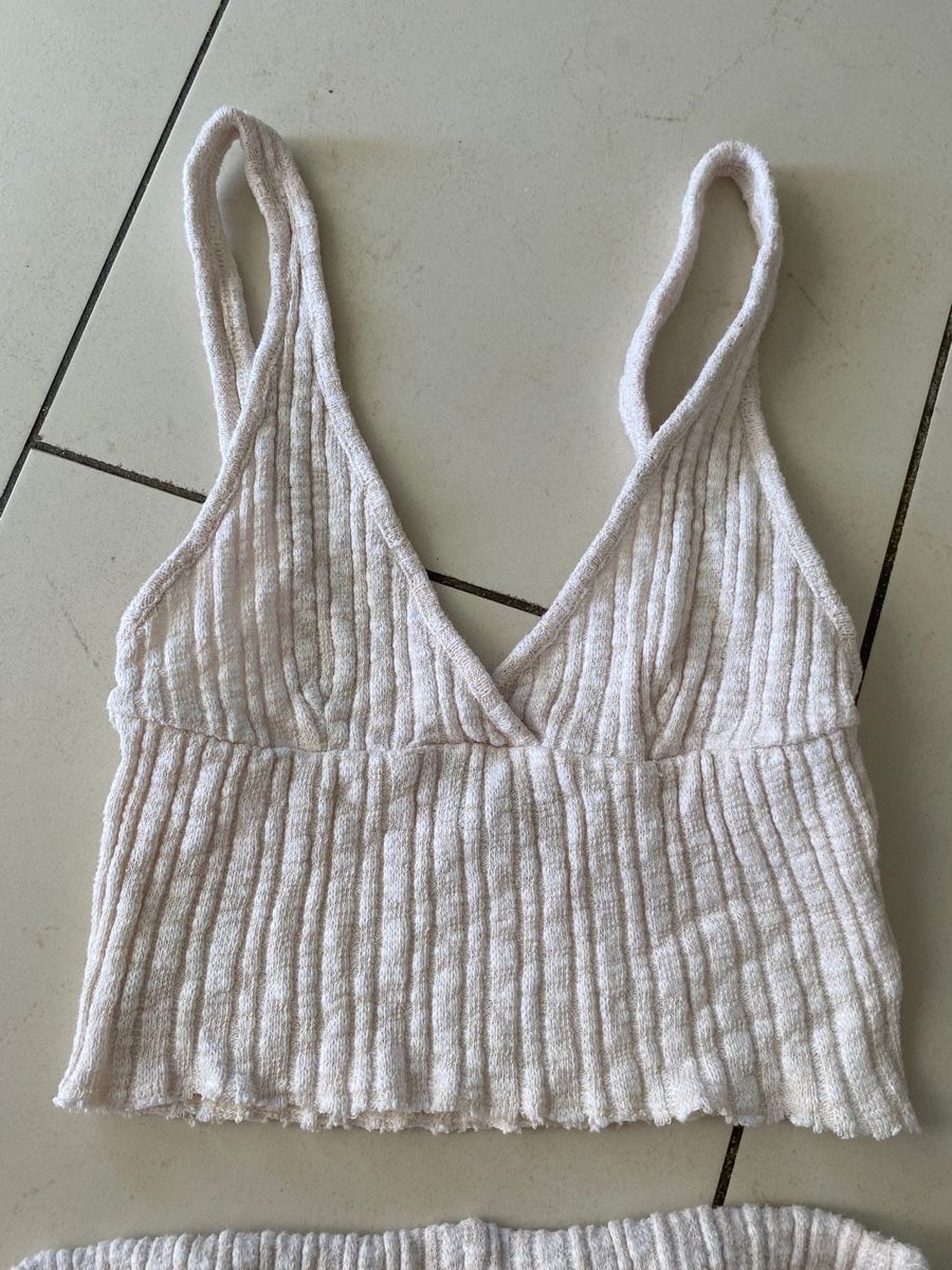 H&M Kleiderpakete: H&M Set Hose XS Top XS – Gebraucht aus Ellikon an der Thur von Bali1999 1