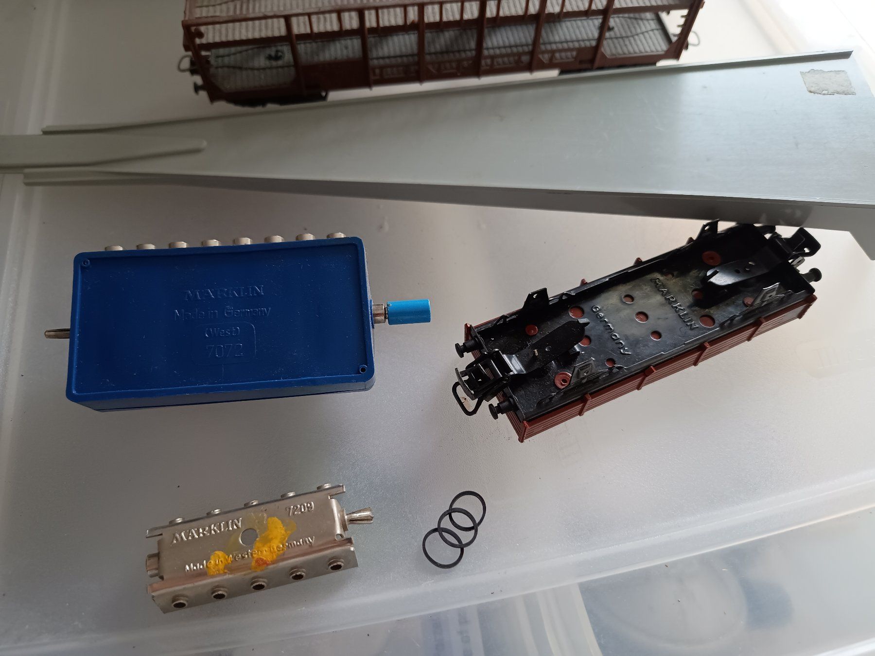 Märklin Modellini di ferrovie: Märklin / Lima Eisenbahn Restzeugs, gebraucht – Usato da Döttingen venduto da Schlei 1