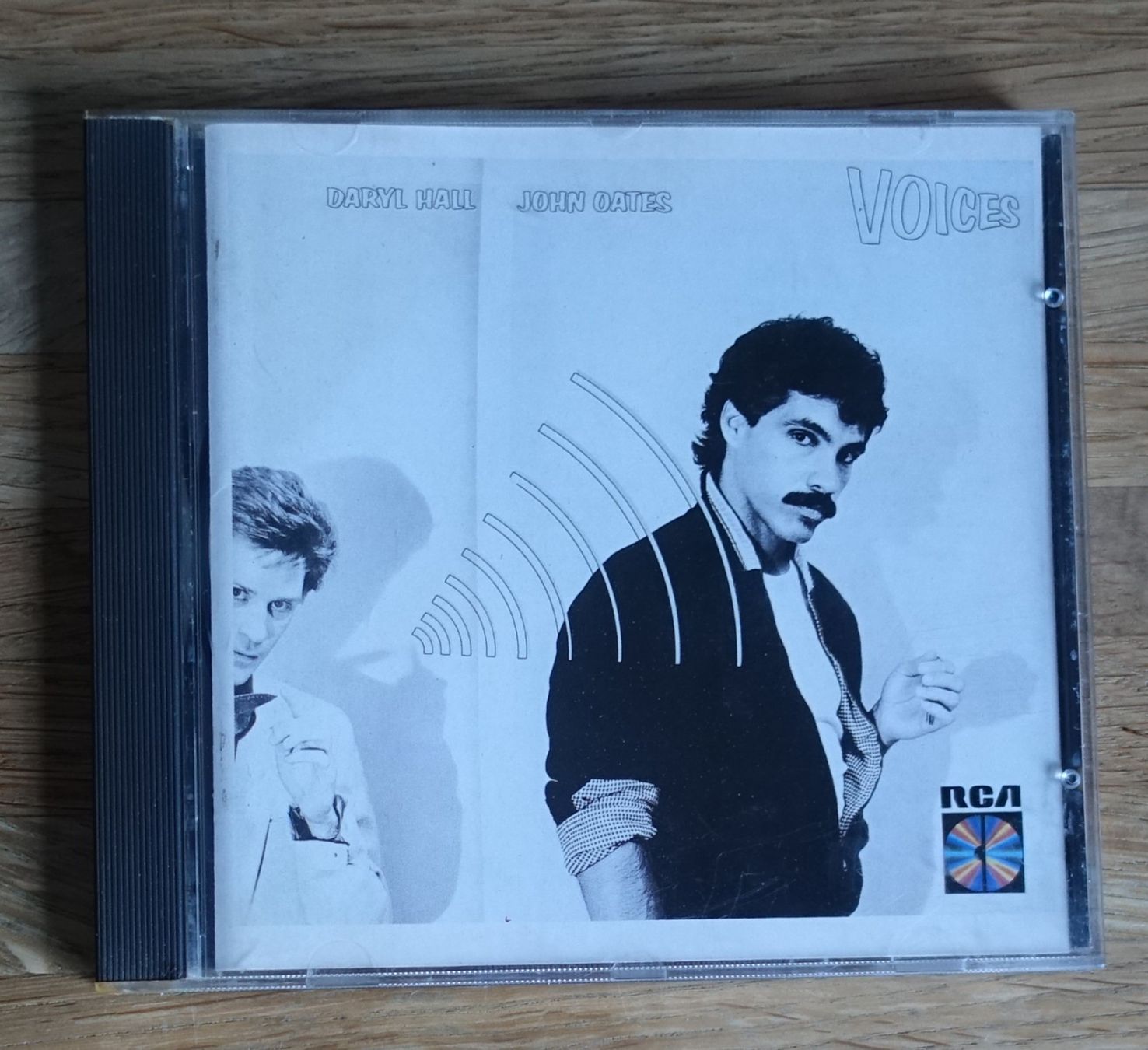 CDs: Daryl Hall & John Oates – Voices - D23 – Gebraucht aus Sessa von discoverymedia