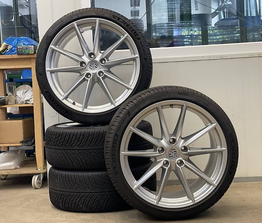 Pneumatici & Ruote complete: Original Porsche Carrera 991-992  – Usato da Aarau venduto da Avdyli1 1