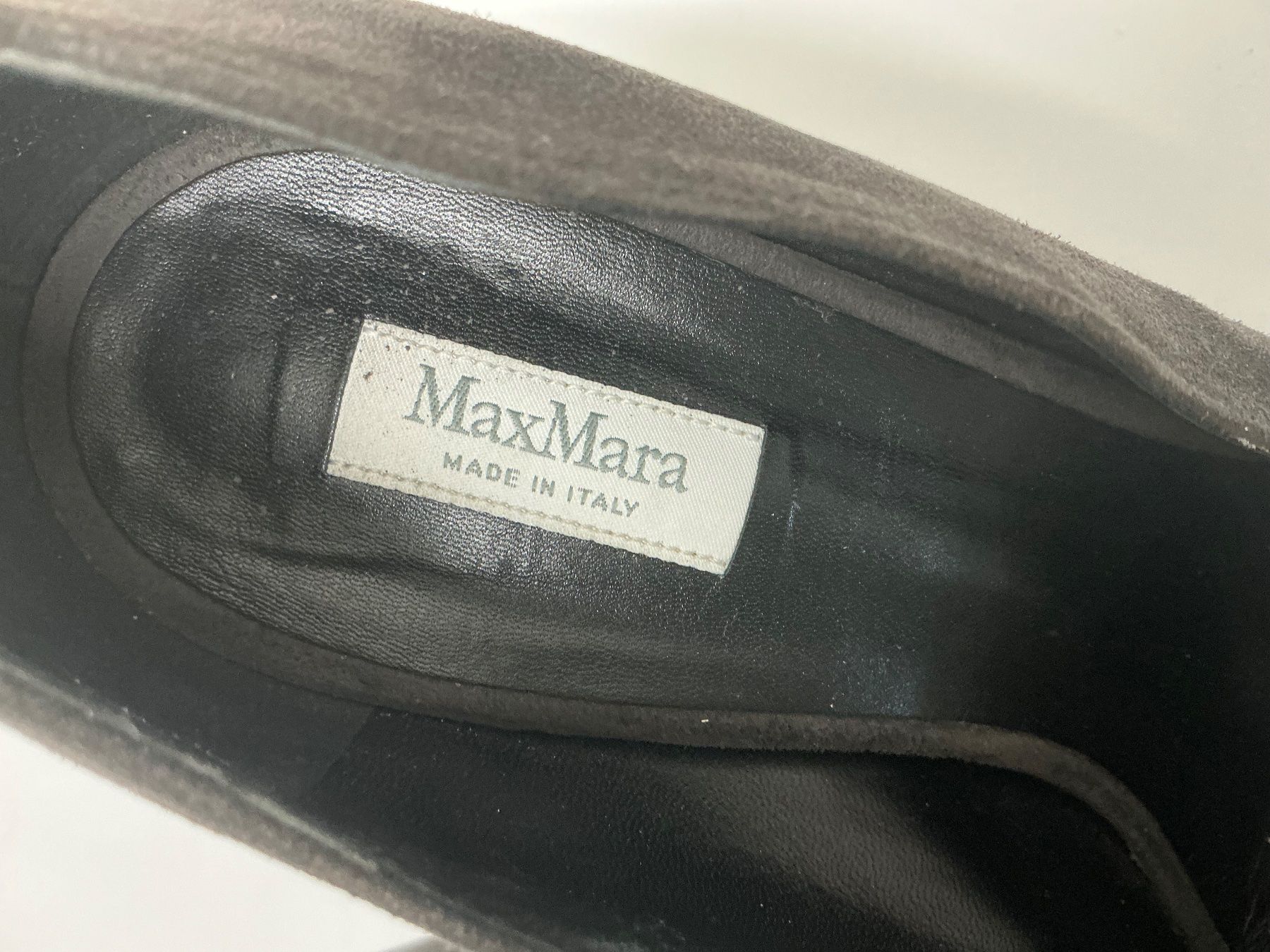 Max Mara Chaussures femmes: Max Mara elegante Wildleder Pumps Gr.39.5 – D'occasion à Siebnen par mac_8tmv 5