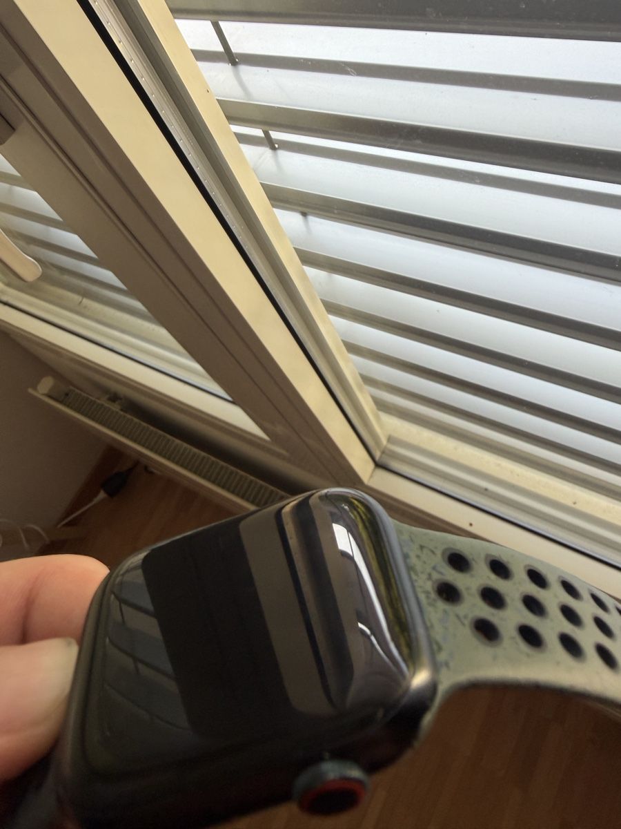 Apple Smartwatch: Apple Watch Series 9 45mm 4G – Usato da Fribourg venduto da dbs_tmn8 7
