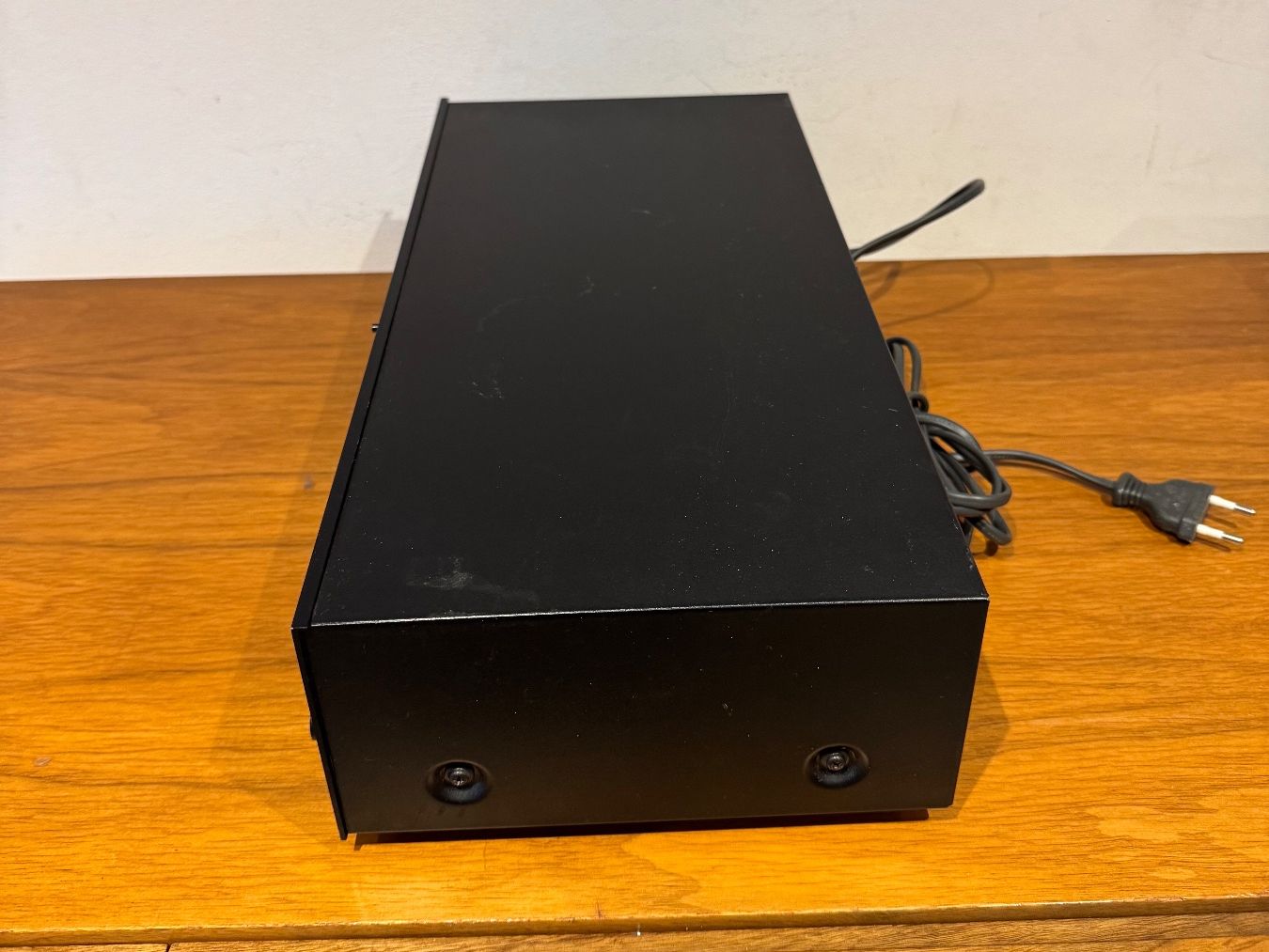 Yamaha Registratori: YAMAHA K-220 Stereo Cassette Deck – Usato da Gutenswil venduto da Contemporary 3