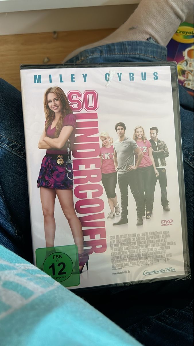 Tutti i DVDs: So Undercover  - Miley Cyrus  – Nuovo e nell'imballaggio originale da Herbetswil venduto da rotekatze84