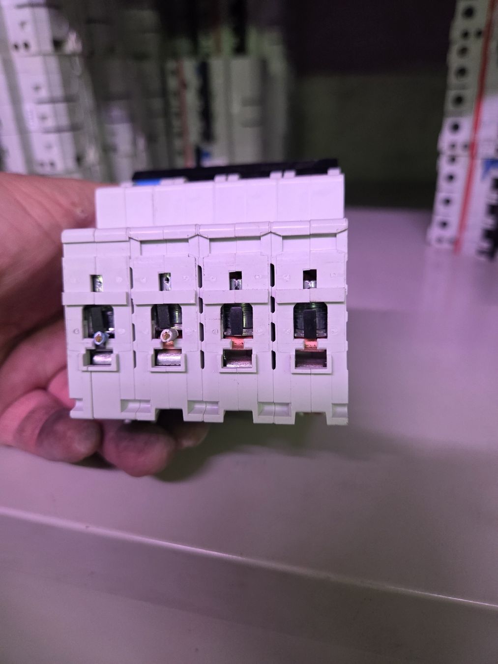 ABB Interruttori: ABB Fehlerstromschutzschalter FS403M C16 FI/LS – Usato da Zürich venduto da eymen20 5