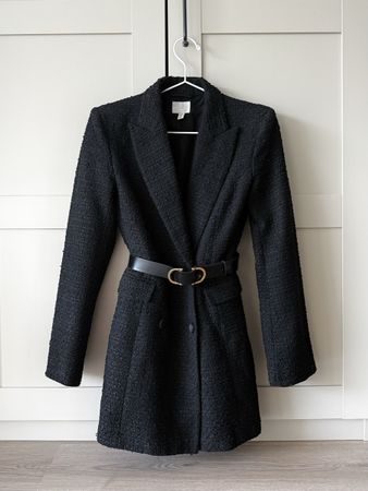 H&M Bouclé Blazerkleid 36 S schwarz Kleid tailliert Büro