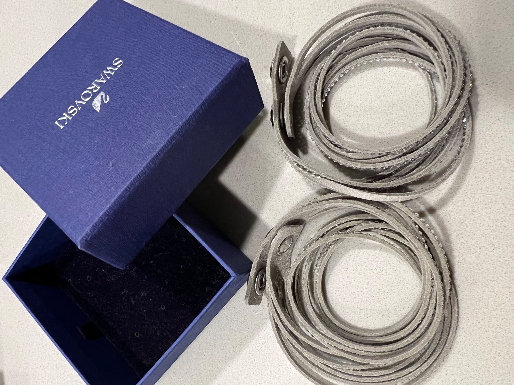 Swarovski Armbänder & -reifen: Swarovski Armbänder (2x) – Gebraucht aus Basel von Ajtyyy 2