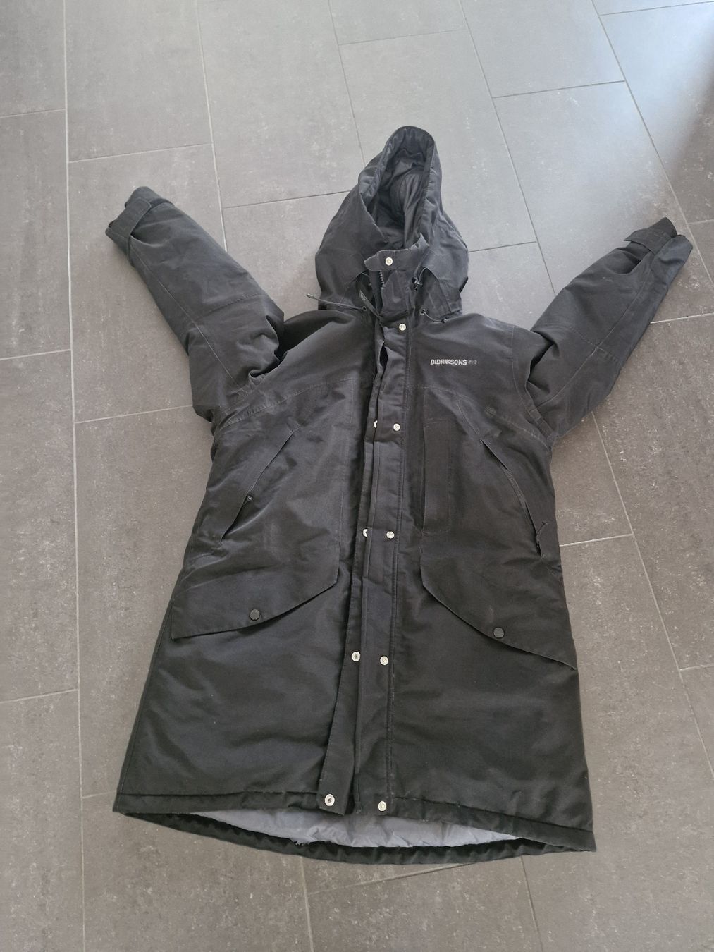 Didriksons Cappotti: Didrikson Parka 46 – Usato da Rifferswil venduto da stadelwolf