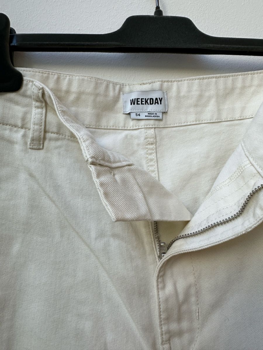 Weekday Jeans: Weekday Jeans Offwhite Grösse 54 – Gebraucht aus Basel von wardrobeupdate 2