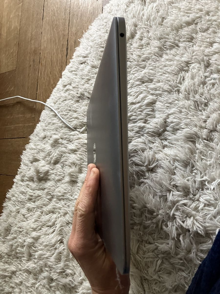 Apple Notebook: MacBook Air – Difettoso da Bern venduto da val_wr8h 3