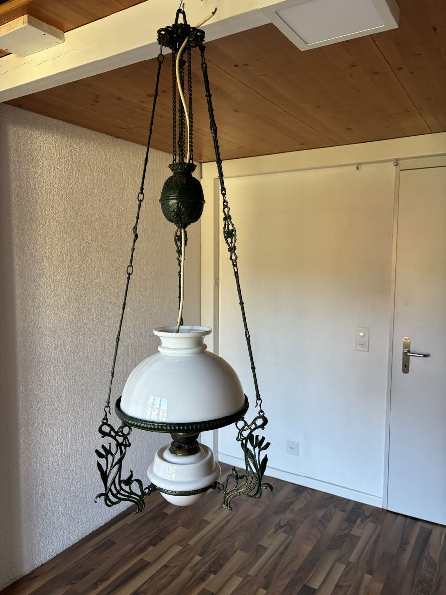 Kronleuchter & Deckenlampen: Antike Lampe – Gebraucht aus Kaltbach von Chrusi4