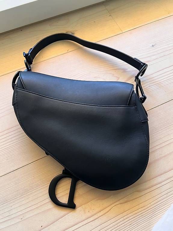 Altro in  Abbigliamento & Accessori: Dior Saddle Bag with Strap + Adjustable Shoulder Strap  – Usato da Ittigen venduto da san_9pr8 3
