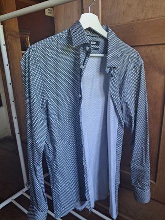 WE Hemd, Slim Fit, Grösse M, blau gemustert, Top Zustand!