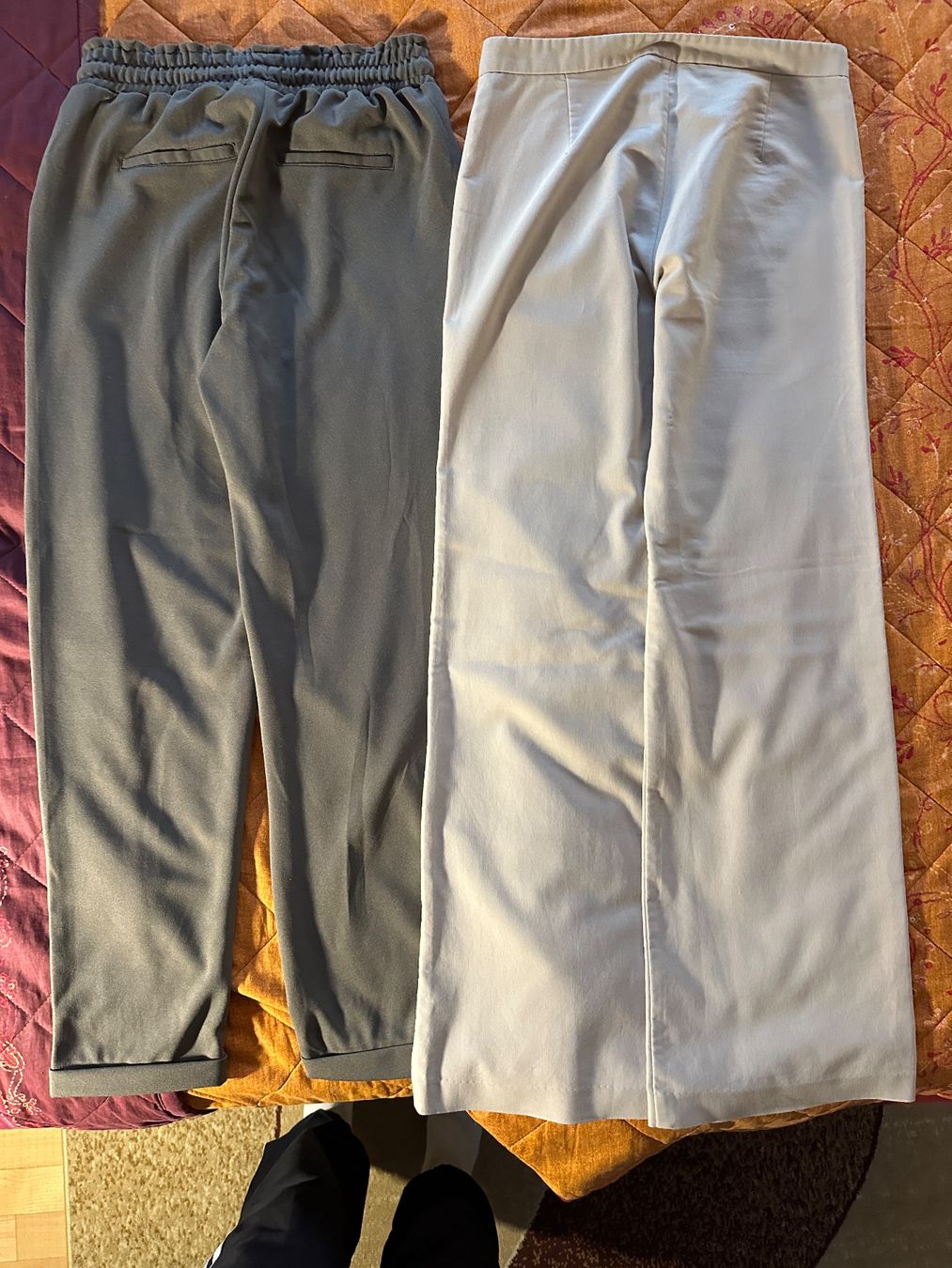 Pantaloni: 2 Damen Hosen 36 – Usato da Therwil venduto da jas_vpt8 5