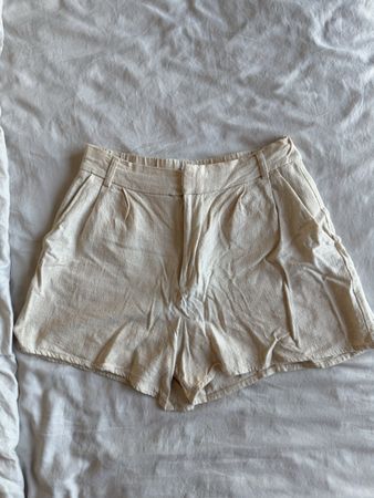 Kurze Hose Stradivarius beige Grösse 38