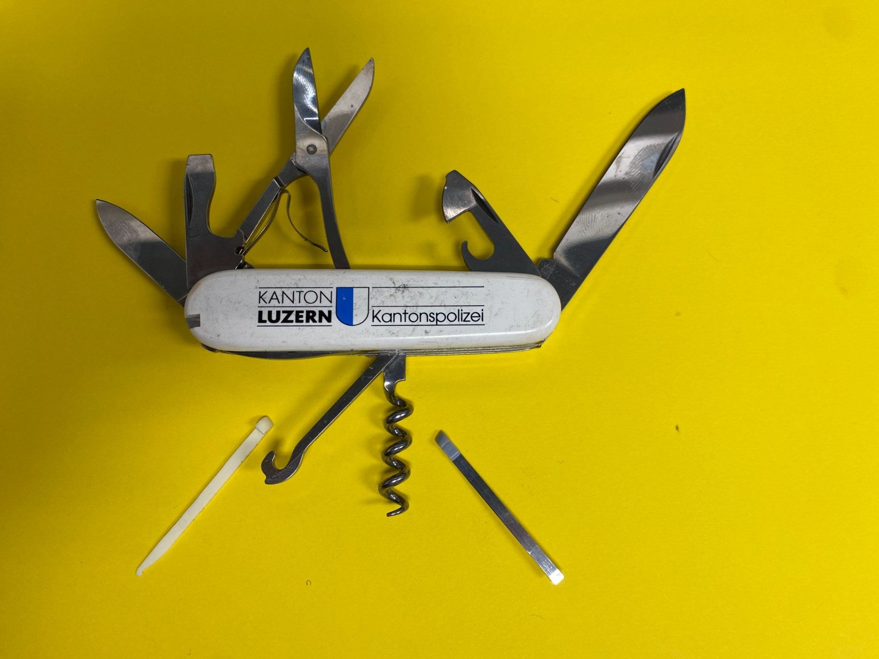 Victorinox Taschenmesser: Taschenmesser der Kapo Luzern – Gebraucht aus Schaan von Auring61 2