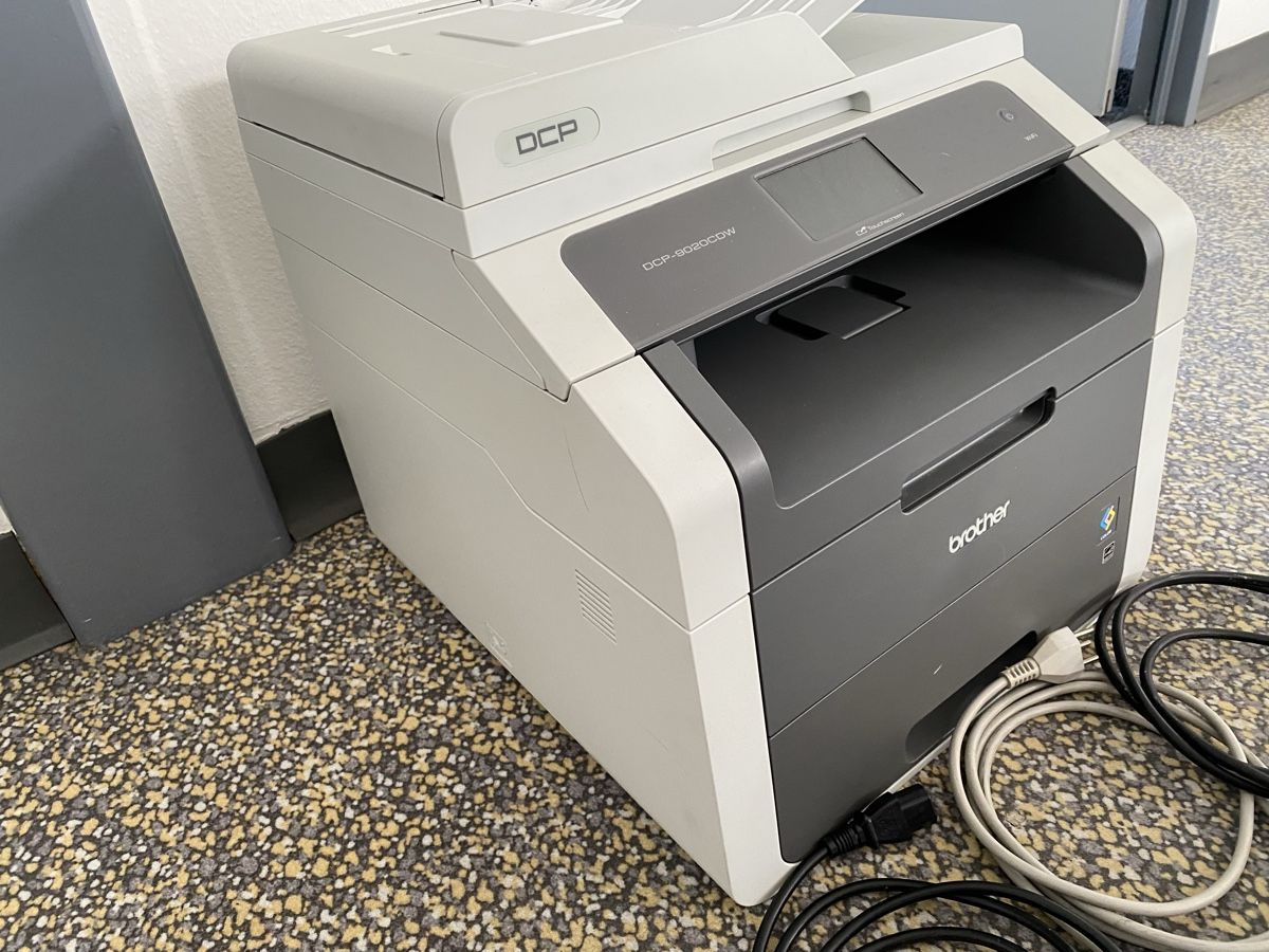 Brother Stampanti: Drucker  Brother DCP-9020CDW – Usato da Hägglingen venduto da Karin0802 3