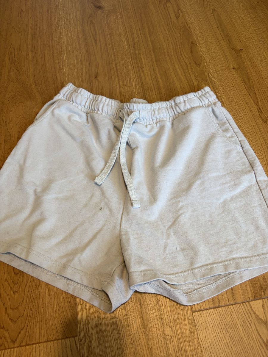 H&M Pantalons: Pantaloncini  – D'occasion à Comano par gea_98nj 6