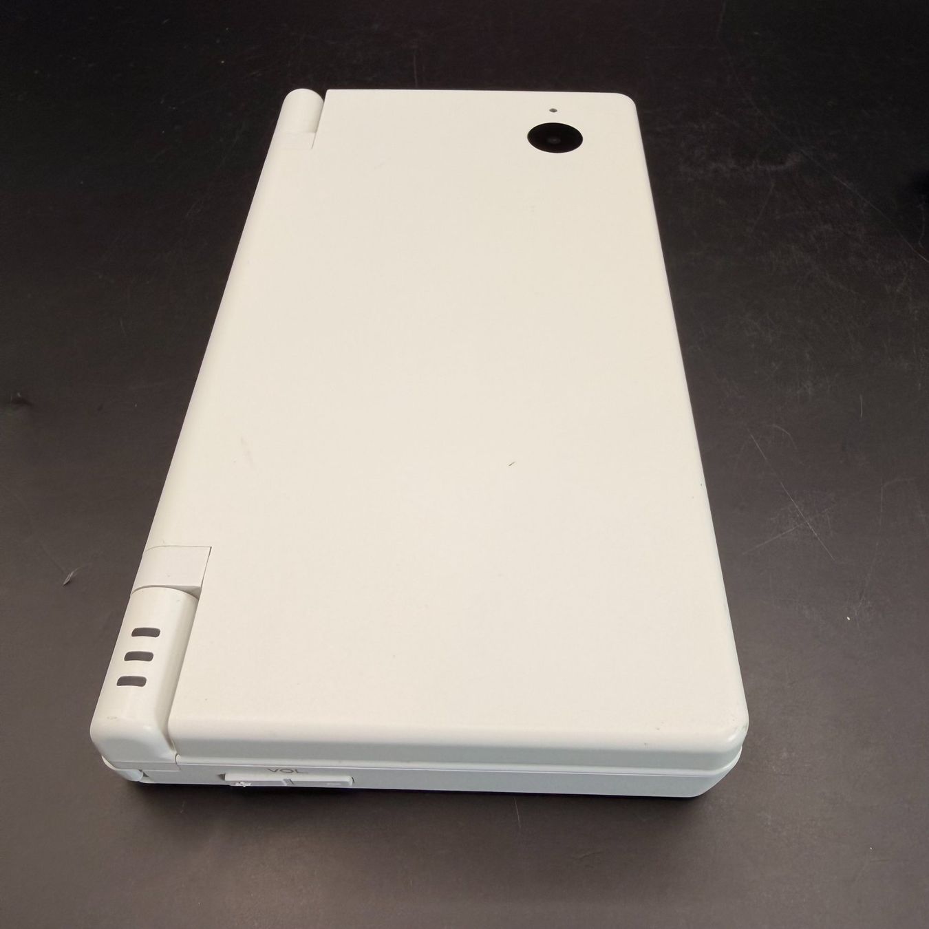 Nintendo Console: Nintendo DSi Weiss – Usato da Düdingen venduto da Nerdworld 4