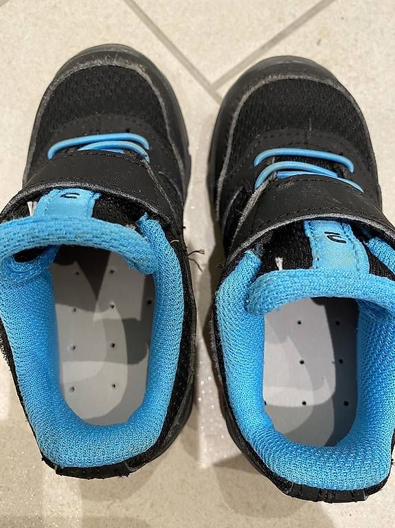 Scarpe per ragazzi: Kinderschuhe – Usato da Bülach venduto da Peron83 2
