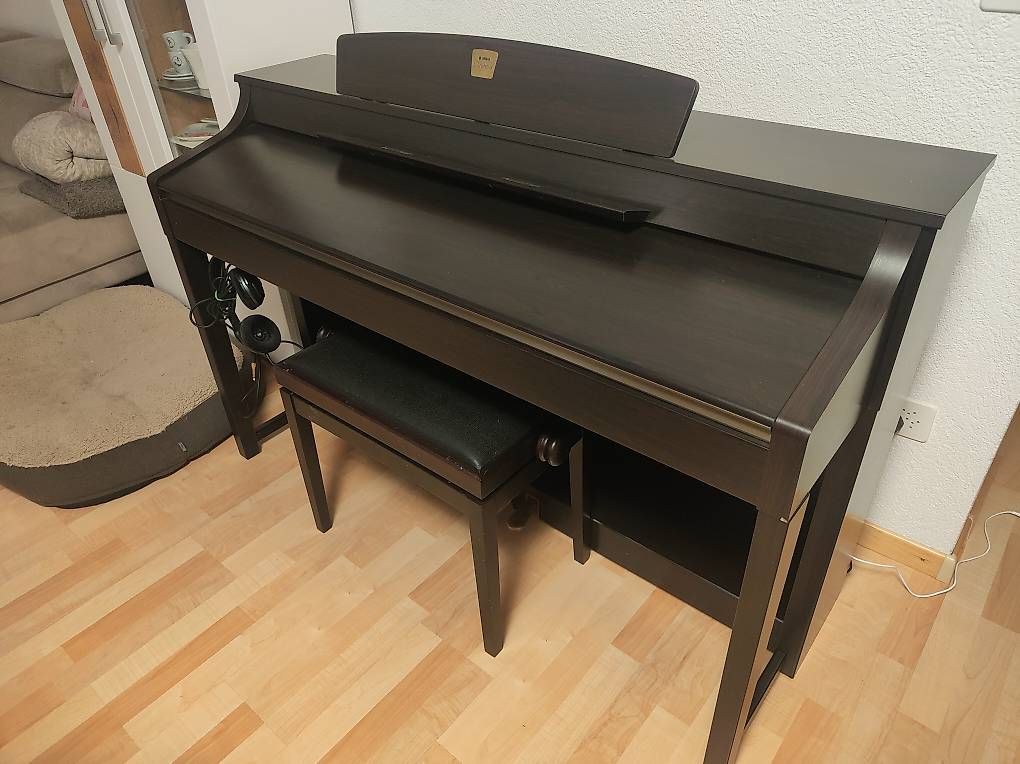 Yamaha Musikinstrumente: Yamaha Clavinova CLP-370 Digitalpiano – Gebraucht aus Kaltbrunn von AliToni