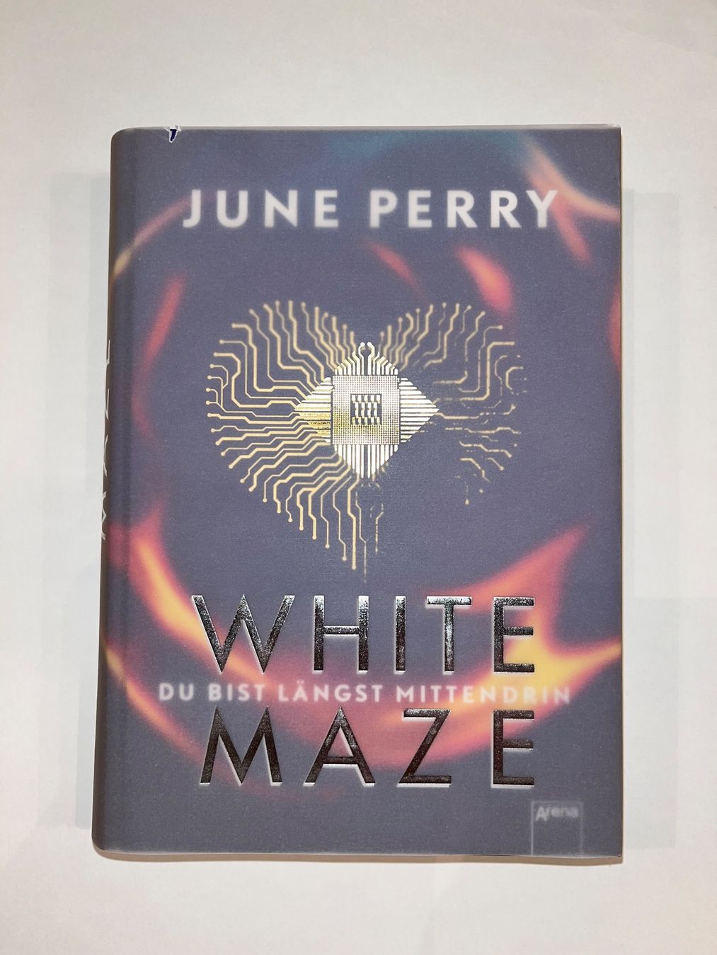 Libri: White Maze, June Perry – Usato da Oberburg venduto da ant_6ffd