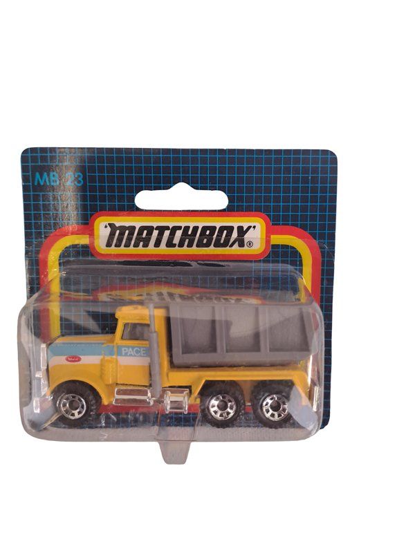 Matchbox Modellautos: MATCHBOX MB23 Pace Peterbilt Dump Truck 1987 – Neu und originalverpackt aus Männedorf von Restwert_Maennedorf