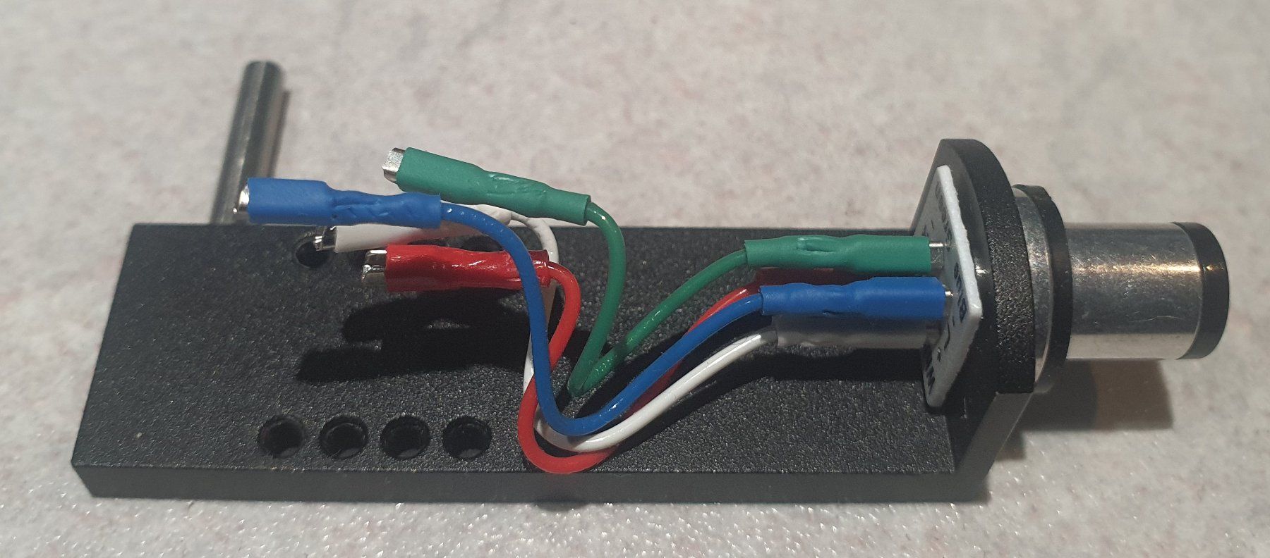 Giradischi: Edles Headshell aus Metall mit Kabel – Nuovo (secondo la descrizione) da Schachen LU venduto da Dbd7 2